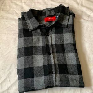 Men’s Sahara Club Long Sleeve Flannel (button up) NWOT size Med Black and Gray